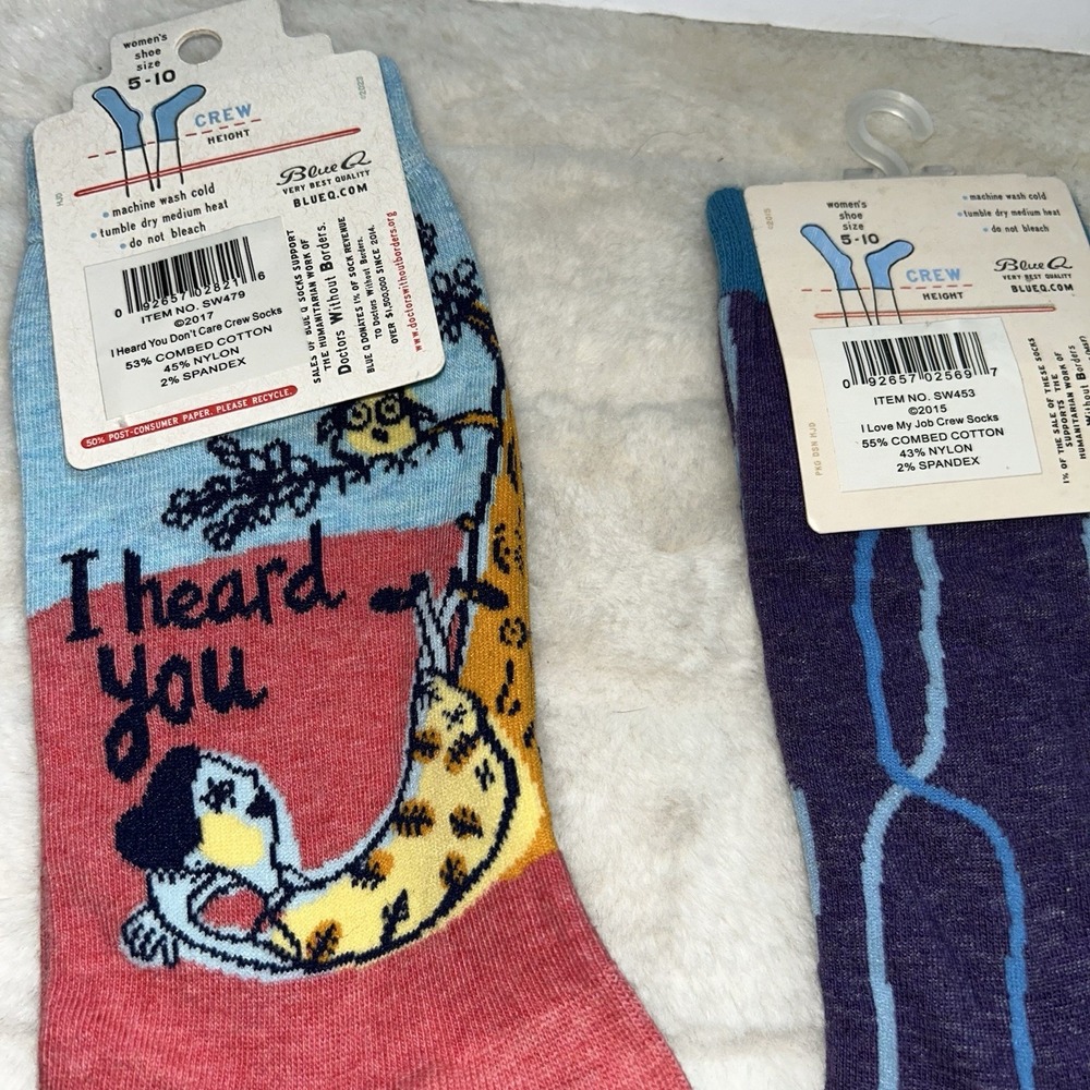 Lot Of 3 NWT Blue Q  Women's Crew Socks Dog Job - Picture 7 of 8